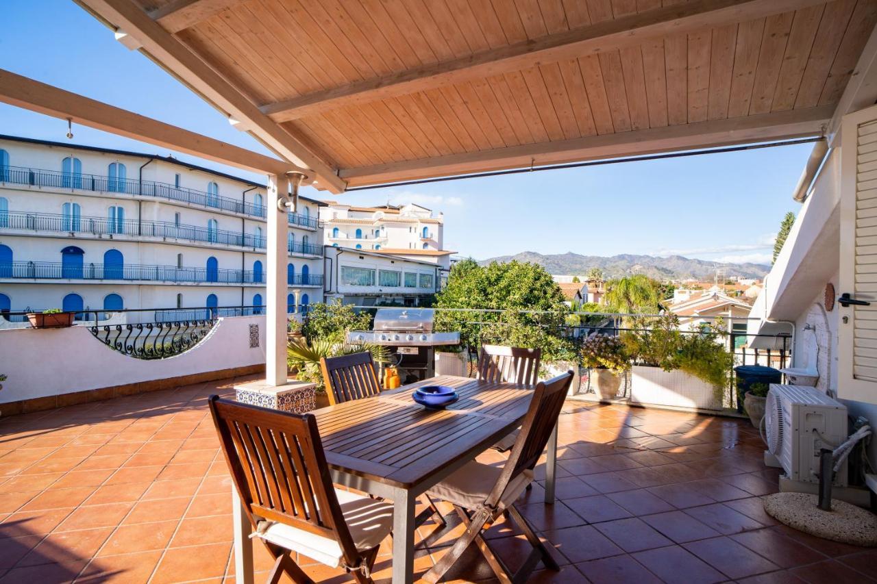 Casa Vacanza Giugio Giardini Naxos Luaran gambar